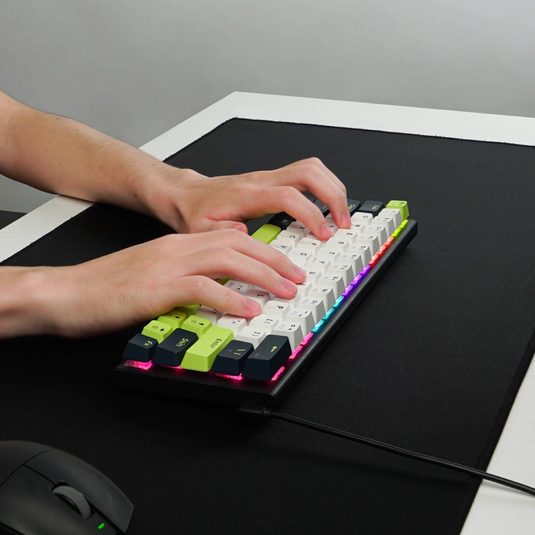 Teclado Fantech MK874V2 ATOM63 MORI White (Switch Red)